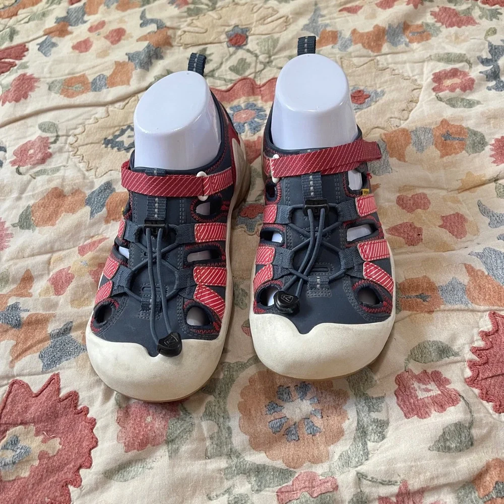 Keen Newport H2 Water Shoes red white blue Sandals Sport Youth 5 Hiking Beach